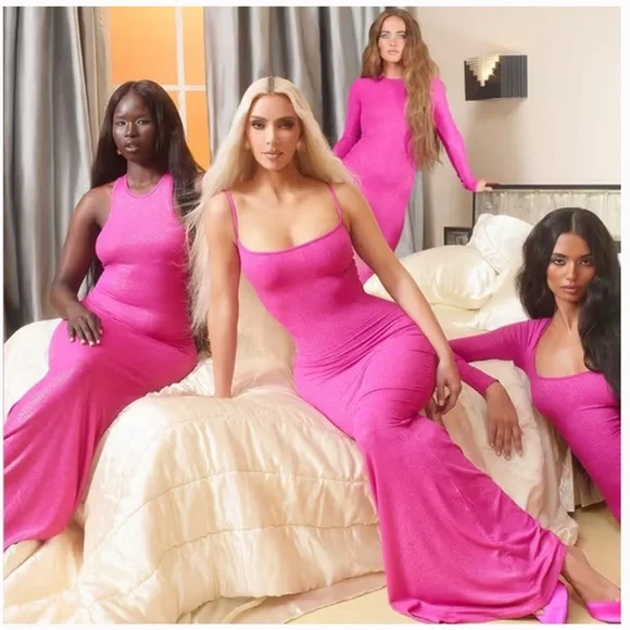 NWT Skims Soft Lounge Long Sleeve Maxi Dress in Hot Pink Size Medium - Picture 3 of 12